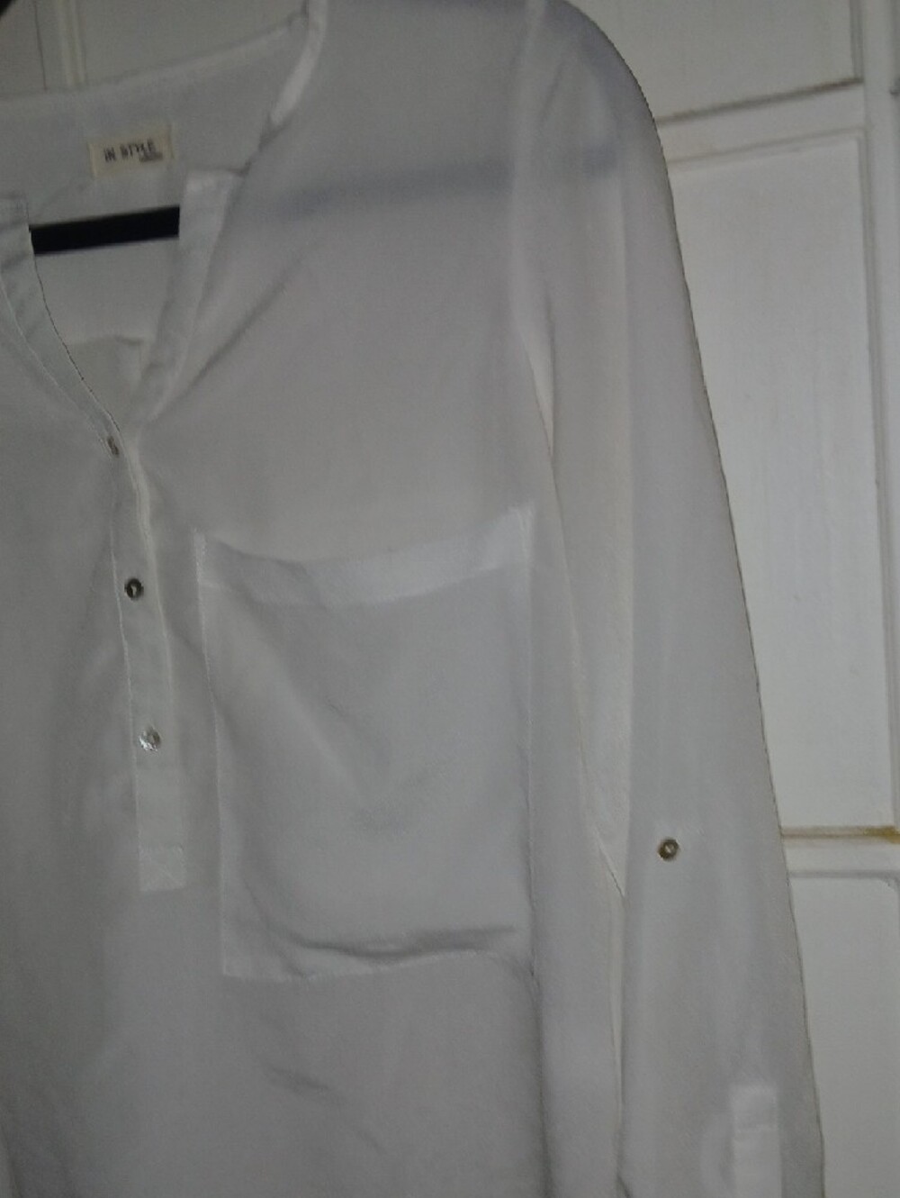 In Style White Button V-Neck Tunic - Picture 3 of 3